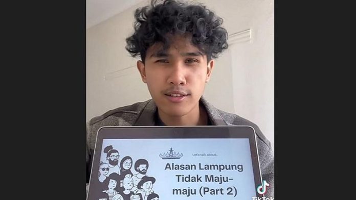Bima Yudho Saputro yang viral usai mengkritik pembangunan di Lampung (foto: tangkapan layar)