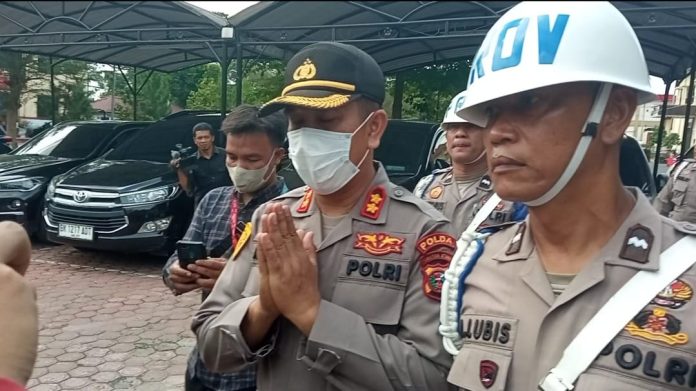 AKBP Achiruddin usai menjalani sidang etik di Polda Sumut, Selasa (2/5/2023).