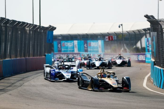 Ilustarsi Formula E di JIEC