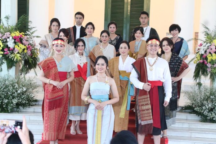 Pameran tenun tradisional di Museum Tekstil Jakarta.