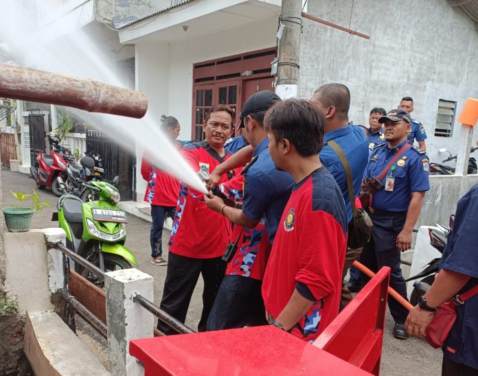 Sudin Gulkamart Jaksel memamerkan hydran baru yang dibangun di wilayah Kebayoran Lama dan Jagakarsa pada tahun 2023.