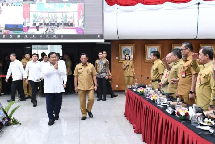 Presiden Prabowo meminta Mendagri Tito Karnavian untuk melanjutkan pengedalian inflasi.