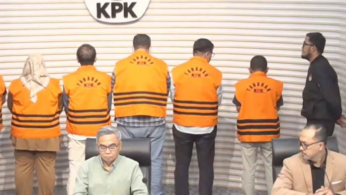 KPK menetapkan 3 anggota DPRD Kabupaten OKU Sumsel terkait kasus suap proyek Dinas PUPR, Minggu (16/3/2025).