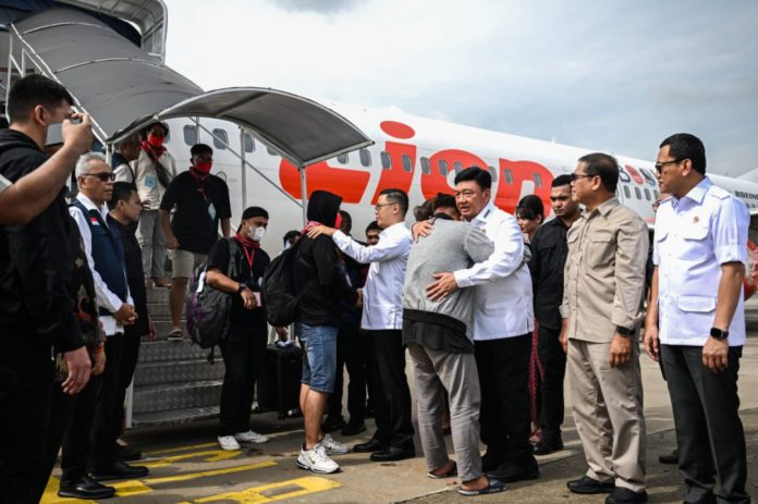 WNI pulang dari Myanmar