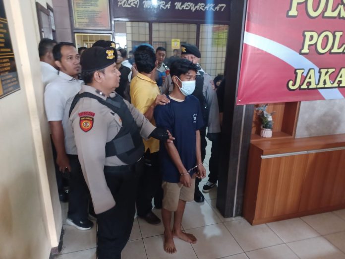 Polsek Cakung meringkus terduga pelaku curanmor yang diduga ODGJ, Senin (19/5/2025).