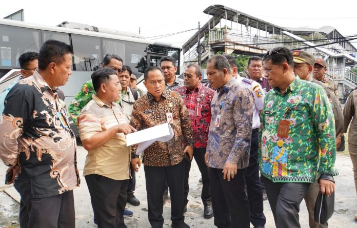 Pemerintah Kota Administrasi Jakarta Selatan terus mematangkan persiapan relokasi para pedagang kaki lima (PKL) di kawasan Jalan Barito, Kebayoran Baru, Jakarta Selatan. 