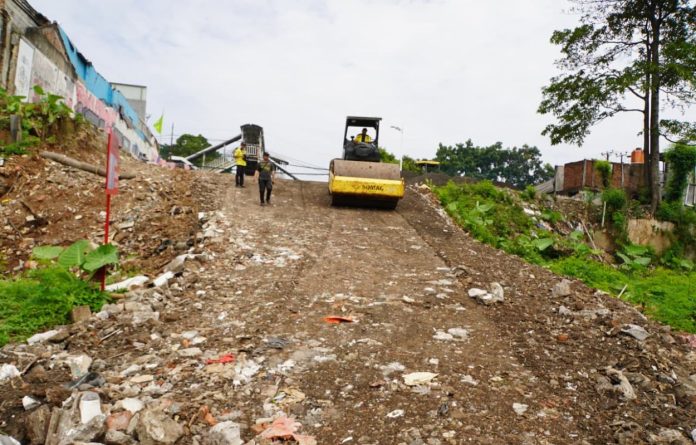 Pemerintah Kota Administrasi Jakarta Selatan (Pemkot Jaksel) mengebut pembangunan Sentra Fauna dan pusat kuliner yang berlokasi di Kelurahan Lenteng Agung, Kecamatan Jagakarsa.