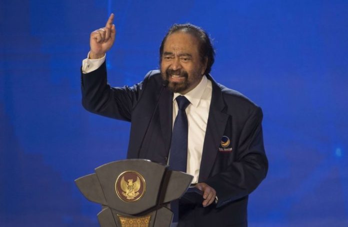 Ketua Umum DPP Partai Nasdem Surya Paloh mempertanyakan narasi operasi tangkap tangan (OTT) KPK terhadap Bupati Kolaka Timur (Koltim) Abdul Azis.
