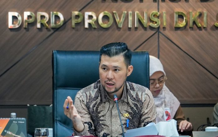 Ketua Pansus Tata Kelola Perparkiran DPRD DKI Jakarta Jupiter.