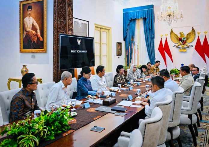 Presiden Prabowo Subianto memanggil Pejabat Sementara (Pjs) Gubernur Bank Indonesia (BI) Destry Damayanti ke Istana Merdeka, Jakarta, Senin (27/7/2026).