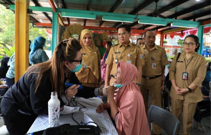 Pemerintah Kota Administrasi Jakarta Selatan menggencarkan identifikasi penularan Tuberkulosis (TB) dengan mengintegrasikan pemeriksaan penyakit tersebut dalam program Cek Kesehatan Gratis (CKG).