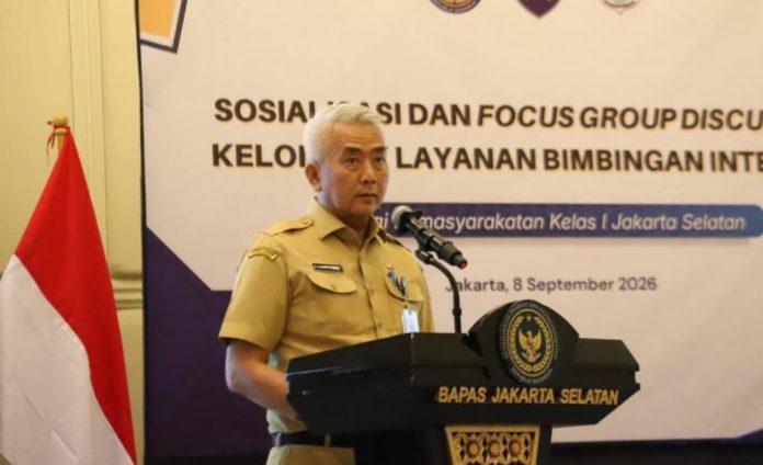 Sekretaris Kota Administrasi Jakarta Selatan, Mukhlisin meminta lurah-camat membuka akses pekerjaan kepada klien pemasyarakatan yang kembali ke tengah masyarakat.