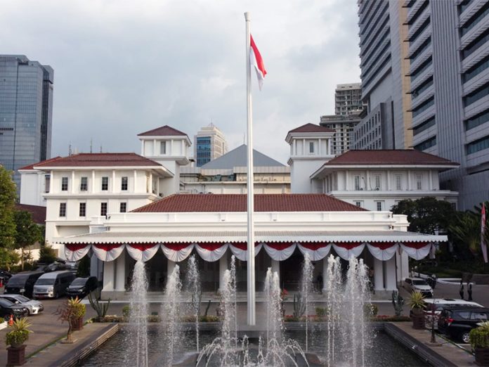 Pemerintah Provinsi (Pemprov) DKI Jakarta membuka kesempatan bagi masyarakat untuk mengunjungi Balai Kota setiap Sabtu melalui program Namu Balai Kota.