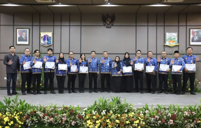 Pemerintah Kota (Pemkot) Administrasi Jakarta Selatan (Jaksel) memberikan penghargaan kepada Unit Kerja Perangkat Daerah (UKPD) di lingkungan Kota Administrasi Jakarta Selatan yang berhasil menjadi pemenang dalam Apresiasi Media Sosial UKPD 2026.